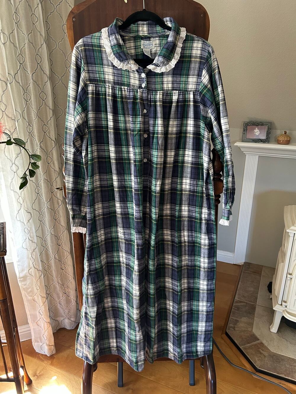 Vintage LANZ OF SALZBURG Blue Green Tartan Plaid Flannel Long Nightgown Large